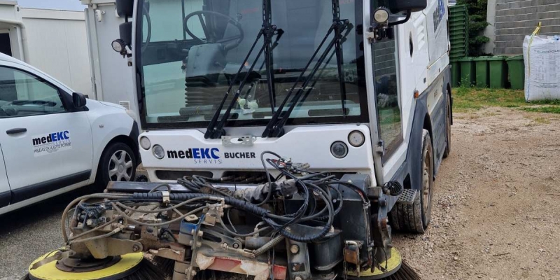 Javni natječaj za prodaju rabljenog radnog stroja - Bucher Siti Cat 5006 RCB