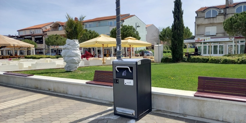 POSTAVLJENI PAMETNI SPREMNICI I SPREMNICI ZA BATERIJE