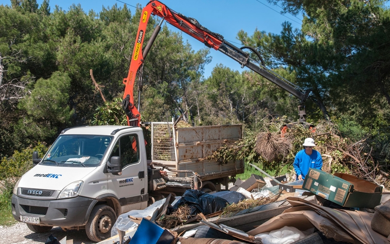 UVJETI ZA PRIKUPLJANJE ZELENOG I GLOMAZNOG OTPADA