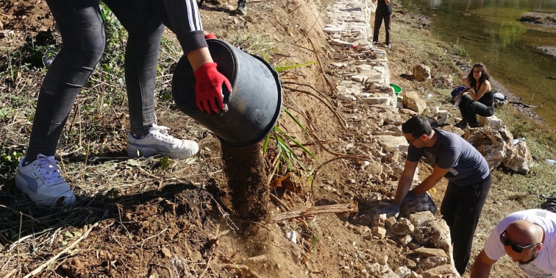 Obnovljen stoljetni suhozid na blatu u Vinkuranskoj vali – u obnovi je sudjelovalo 150 volontera